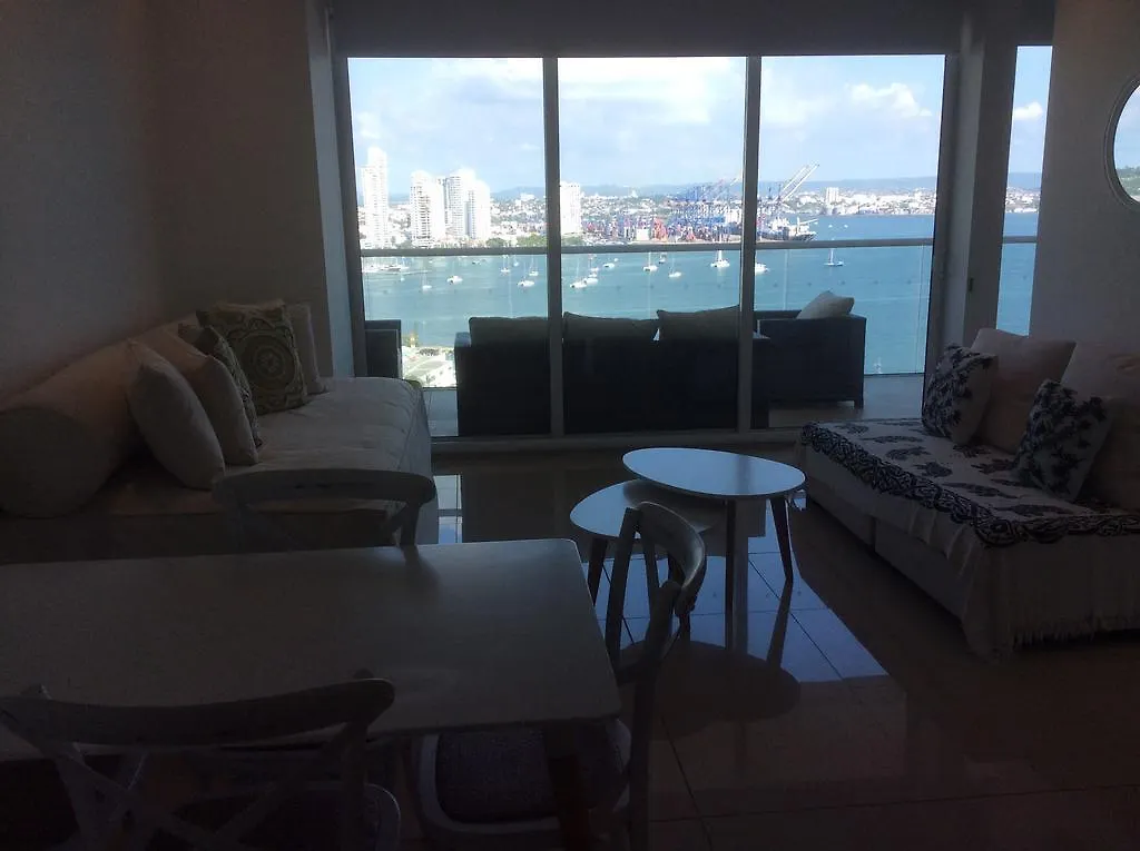 Apartamento En Lujoso Edificio H2 Plaza Bocagrande Cartagena 0*,